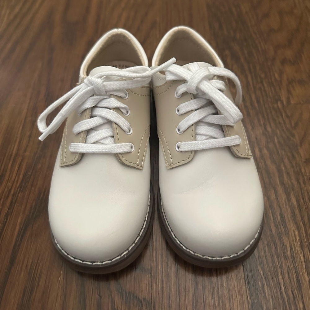 FootMates Cheer Oxfords